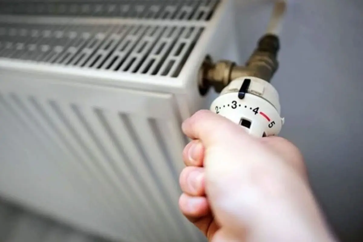 Киянам слід готуватися до холодної зими: тепло не для всіх