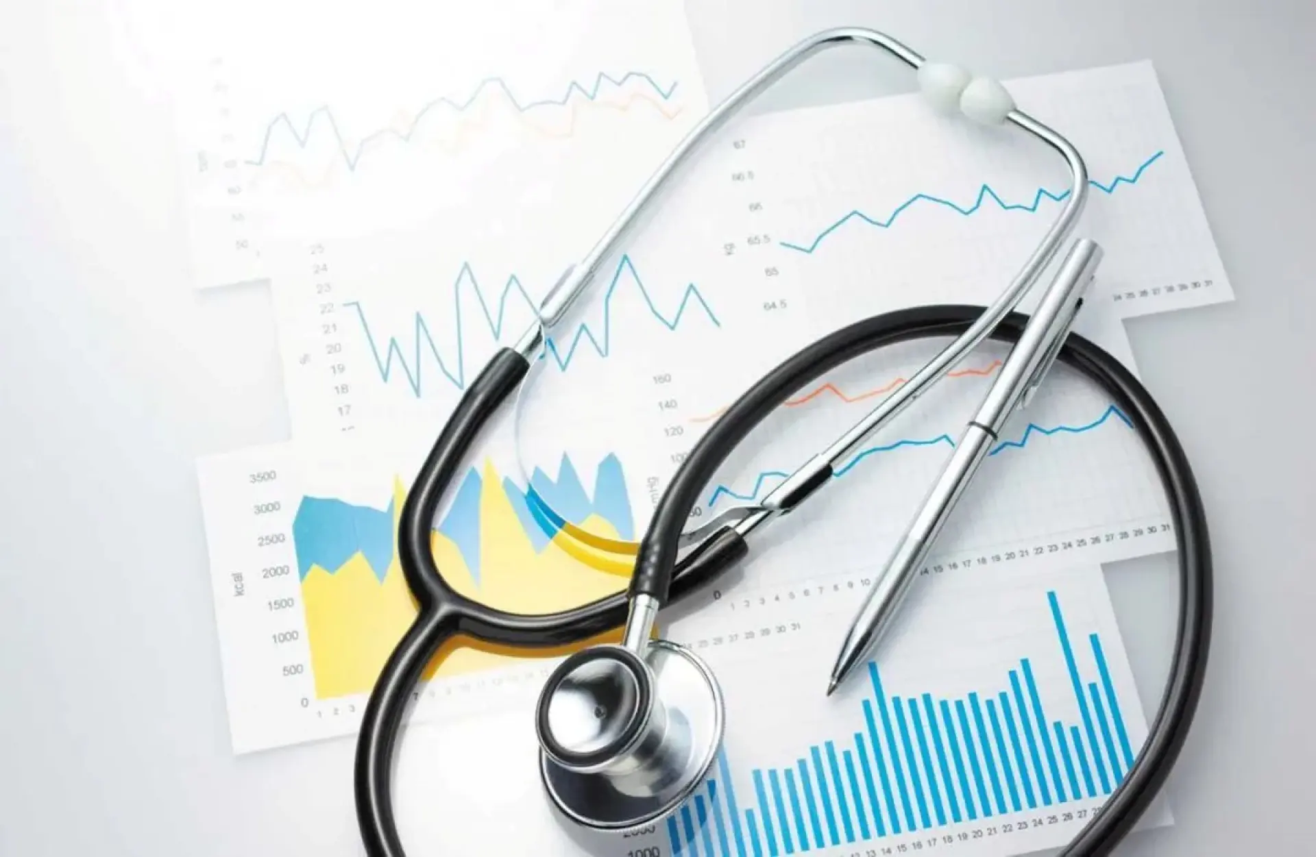 В Україні стартувала програма «Скринінг здоровʼя для людей 40+»