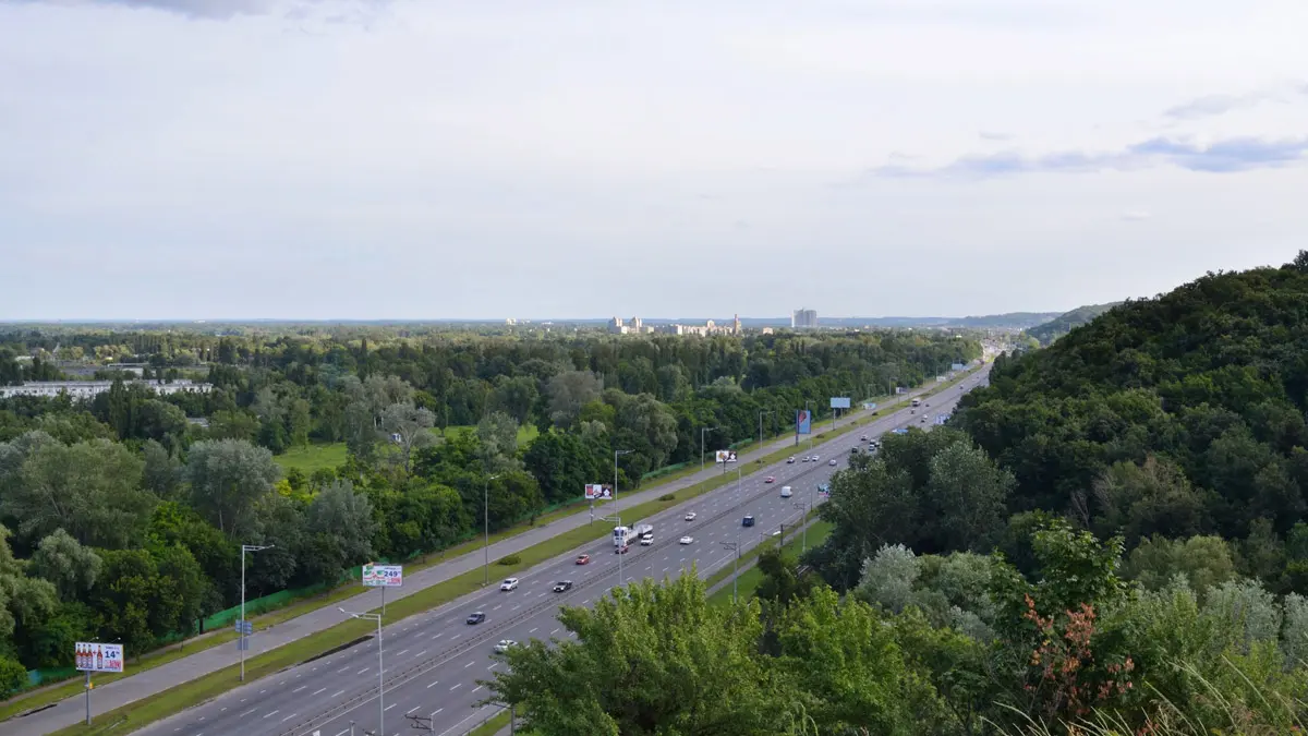 У Києві частково обмежать рух Столичним шосе: ремонт триватиме з 7 до 12 листопада