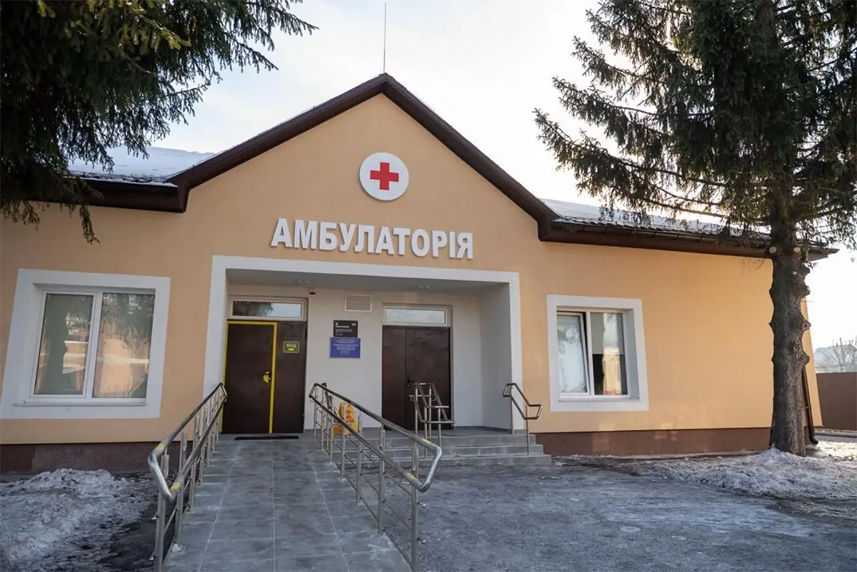 На Київщині відновили амбулаторію, зруйновану під час окупації