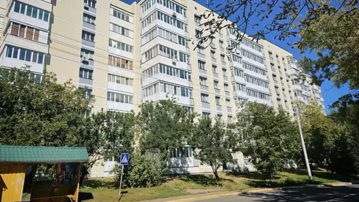 У Бучі завершується капремонт багатоповерхівки, пошкодженої під час війни