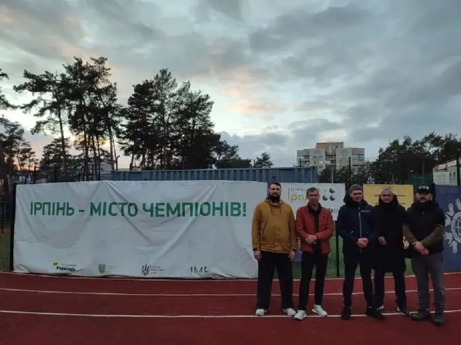 В Ірпені ветерани знайомляться з новим видом спорту — петанком