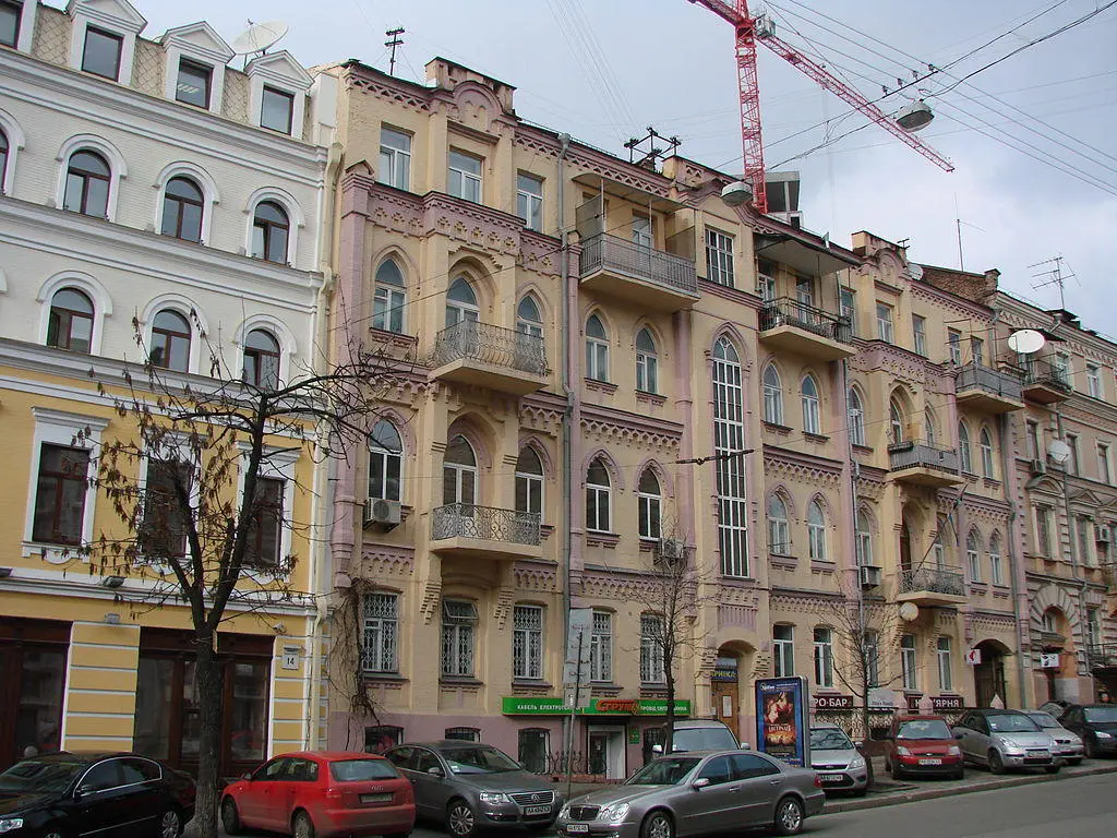 У центрі Києва тимчасово обмежать рух транспорту