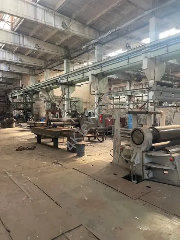 Продаж виробничих приміщень 52 000 кв.м