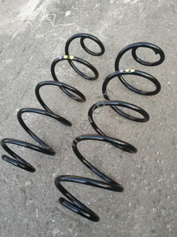 пружины задние Peugeot 308 хетчбек второго поколения в кузове T9