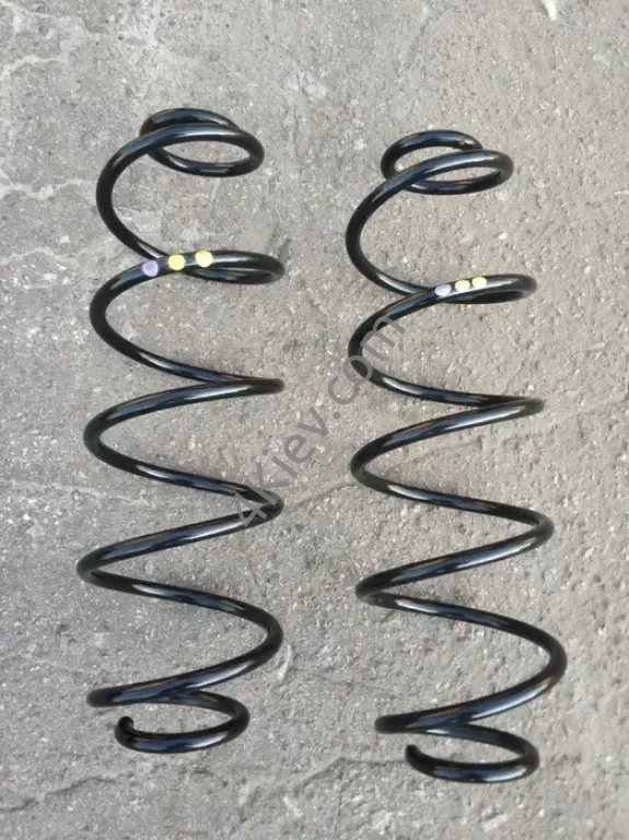 пружины задние Peugeot 308 хетчбек второго поколения в кузове T9