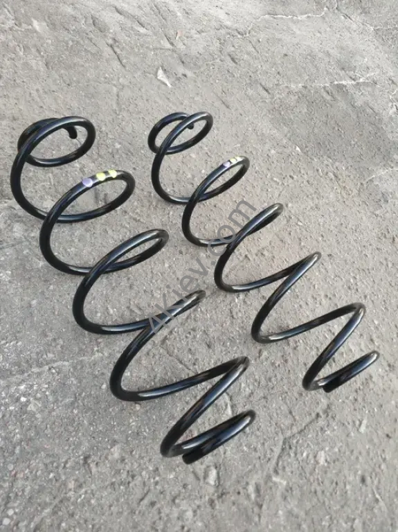 пружины задние Peugeot 308 хетчбек второго поколения в кузове T9