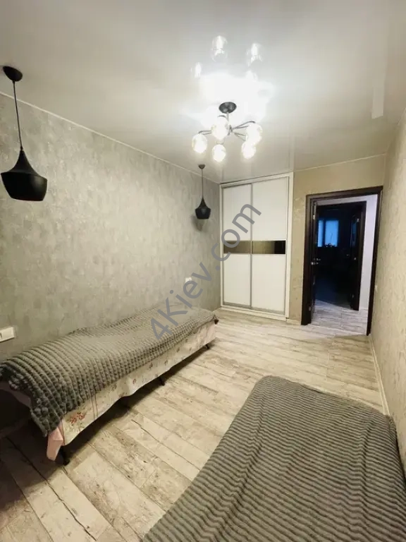 Продаж 3-х кімнатної квартири