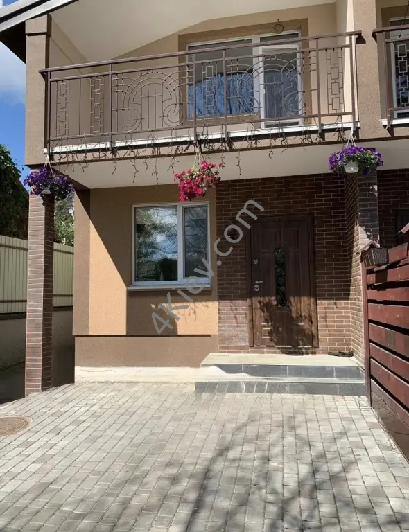 Продається ПРОСТОРИЙ дуплекс у самому серці Ірпеня!