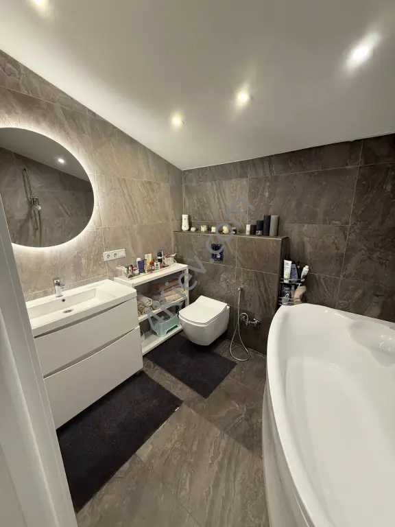 Продається ПРОСТОРИЙ дуплекс у самому серці Ірпеня!