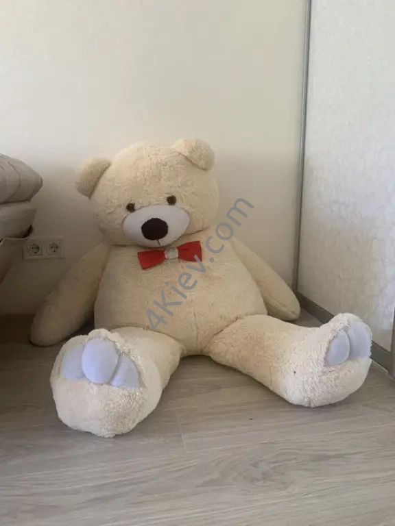 Ведмідь велетень , рост 140 см