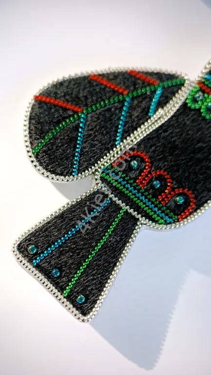 Брошка Пташка