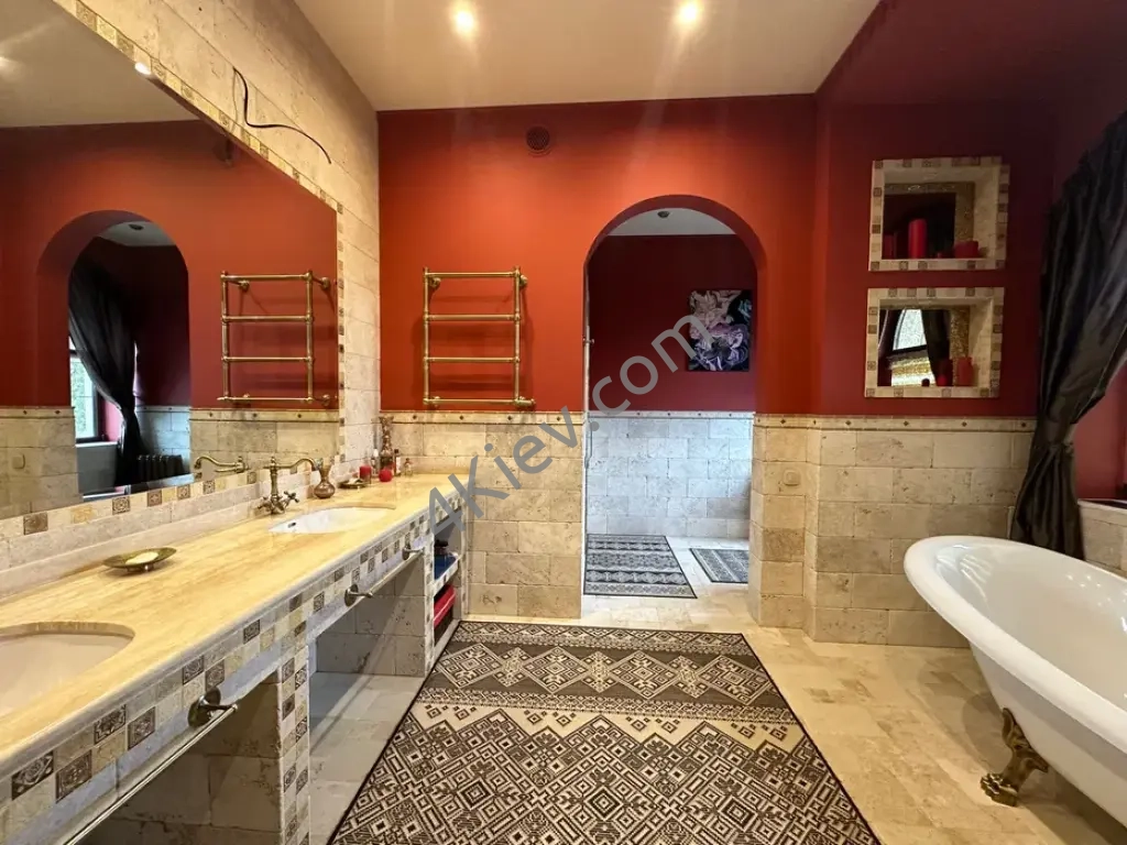 Розкішний будинок 640 м2, Лісова Буча! 30 соток!