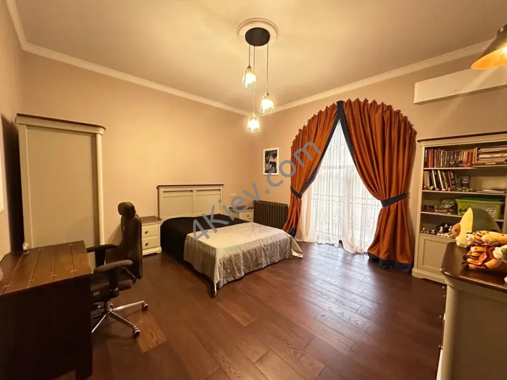 Розкішний будинок 640 м2, Лісова Буча! 30 соток!