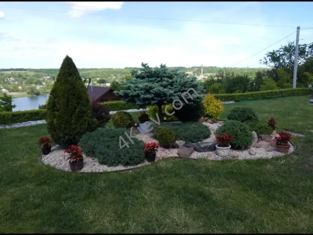 Оренда дерев'яного утепленого будинку на березі річки