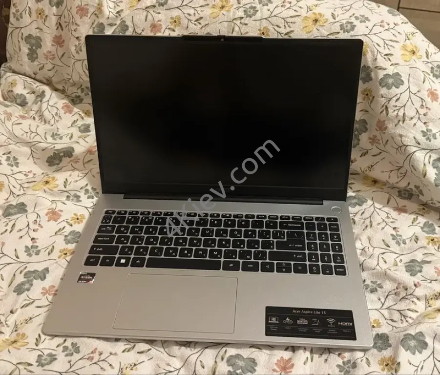 Acer Aspire Lite 15, з упакуванням як новий.