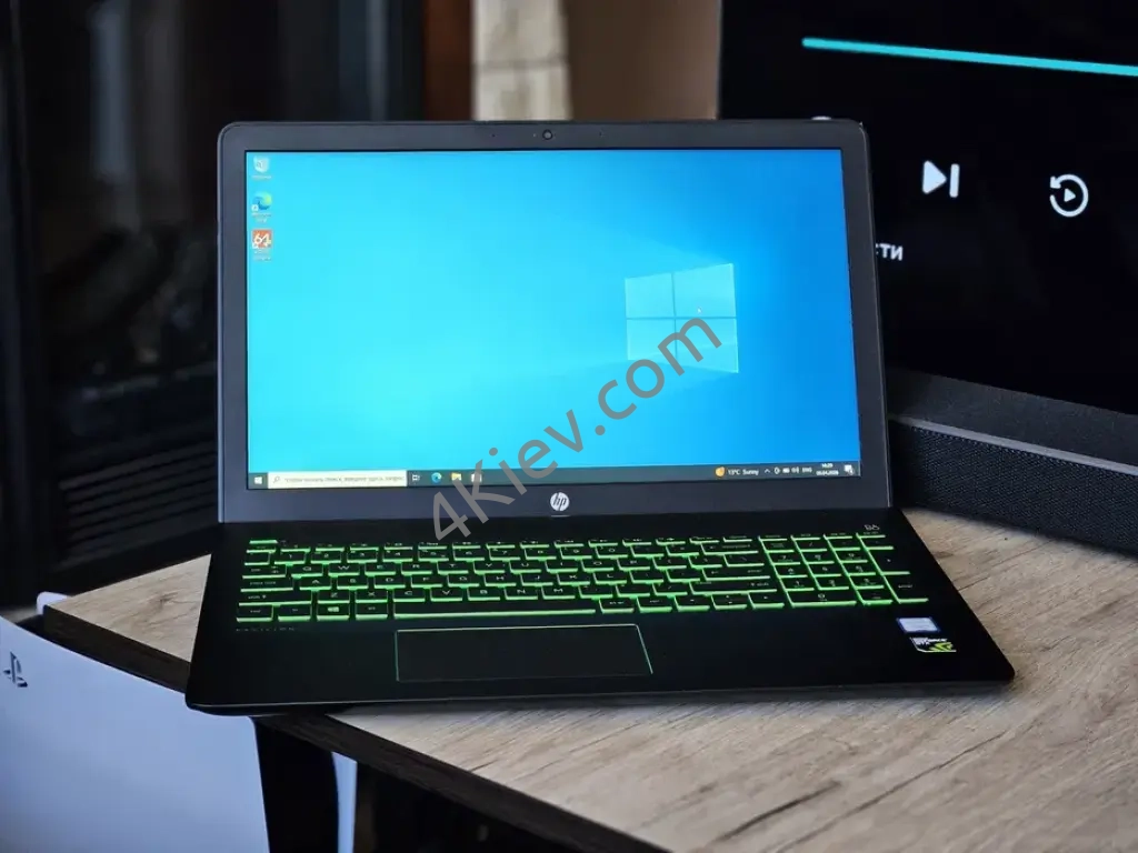 HP Pavillion power 15 Core i5-7300hq gtx 1050