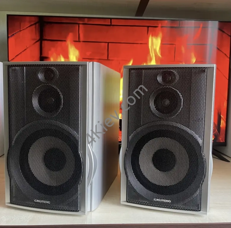 акустичні колонки Grundig MB-X 35