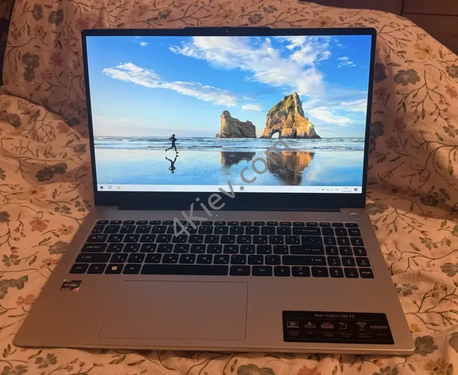 Acer Aspire Lite 15, з упакуванням як новий.