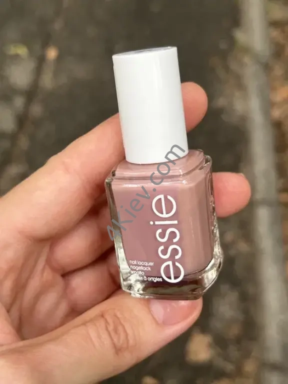 Лак для нігтів Essie Demure vix 40