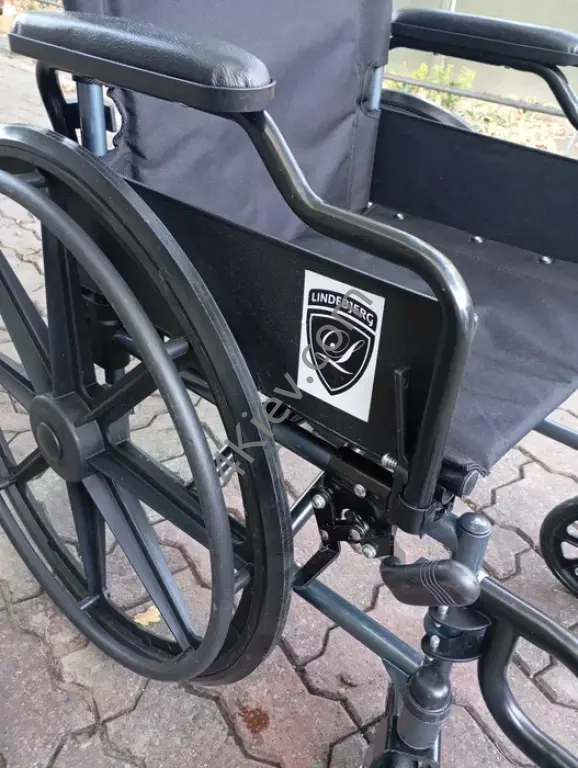 НОВИЙ інвалідний візок Lindebjerg (Данія), ширина 46 см — Преміум якість з Європи