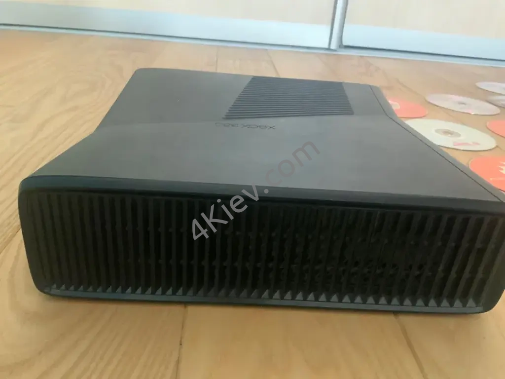 Продам Xbox 360