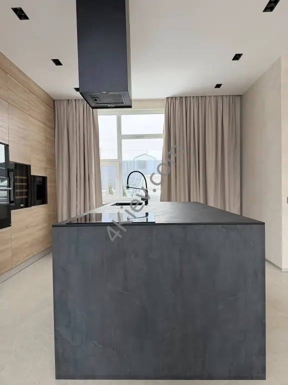 Таунхаус мрії біля озера у с. Гатне