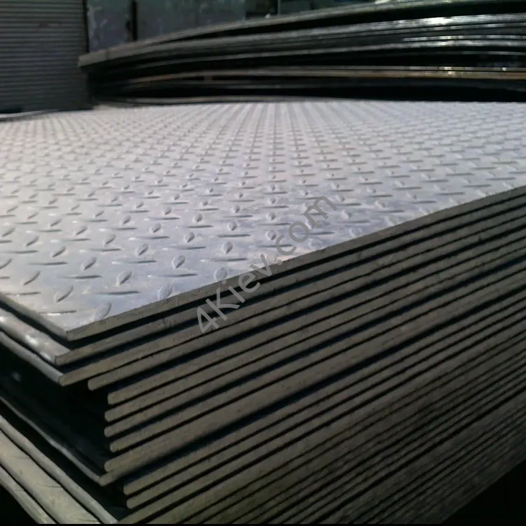 Лист рифлений