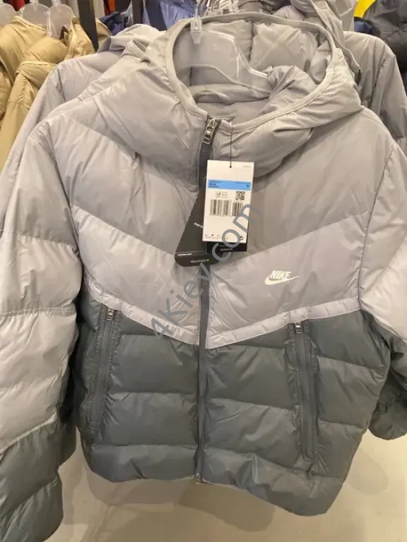 Пуховик куртка Nike Storm-FIT Windrunner PrimaLoft (FB8185-077)