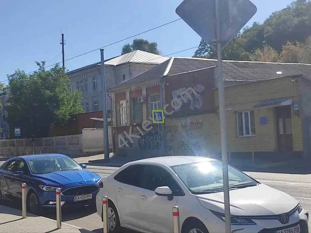 оренда приміщення під кав"ярню Поділ з-д Фармак