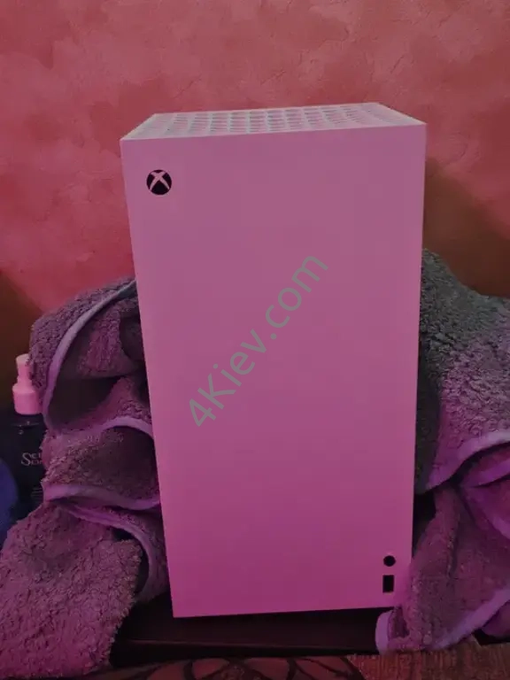 Продам Xbox Series X