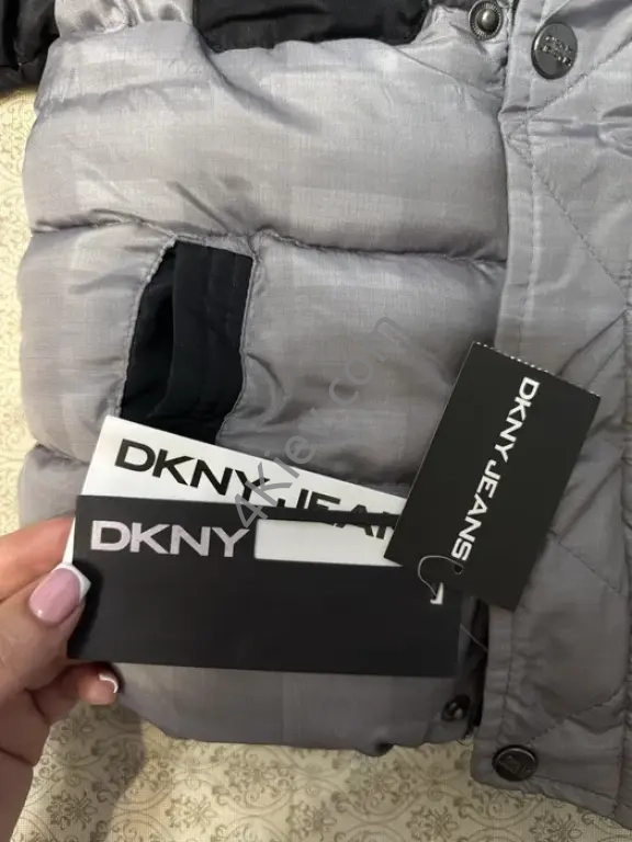 Дитяча зимова куртка DKNY Jeans (оригінал, нова з біркою)