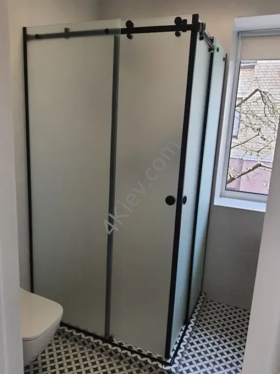 скляні душові кабіни під замовлення