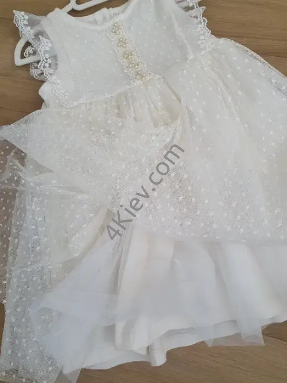 Святкова сукня для дівчинки 104-110