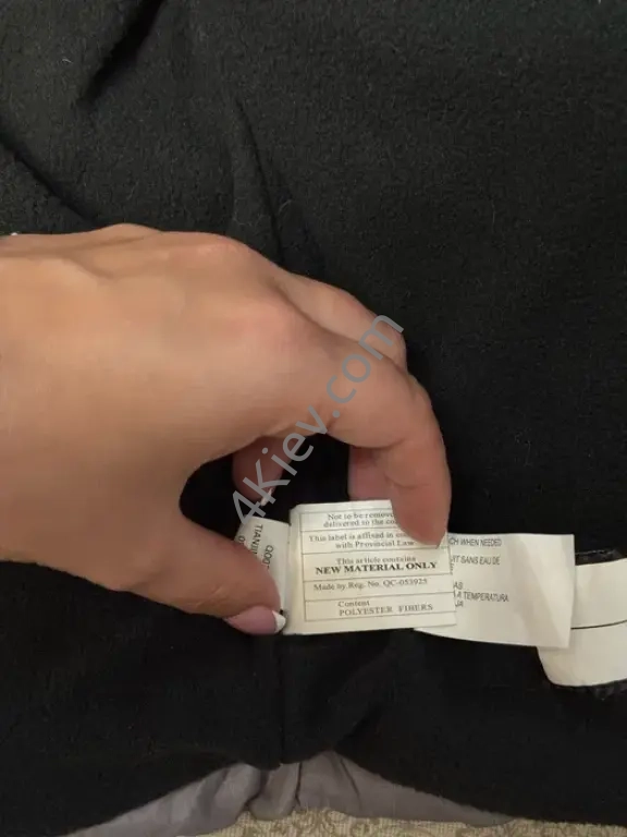 Дитяча зимова куртка DKNY Jeans (оригінал, нова з біркою)