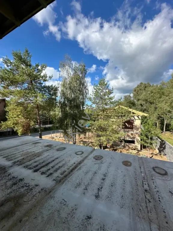 сучасний будинок в Гореничах, 10 соток