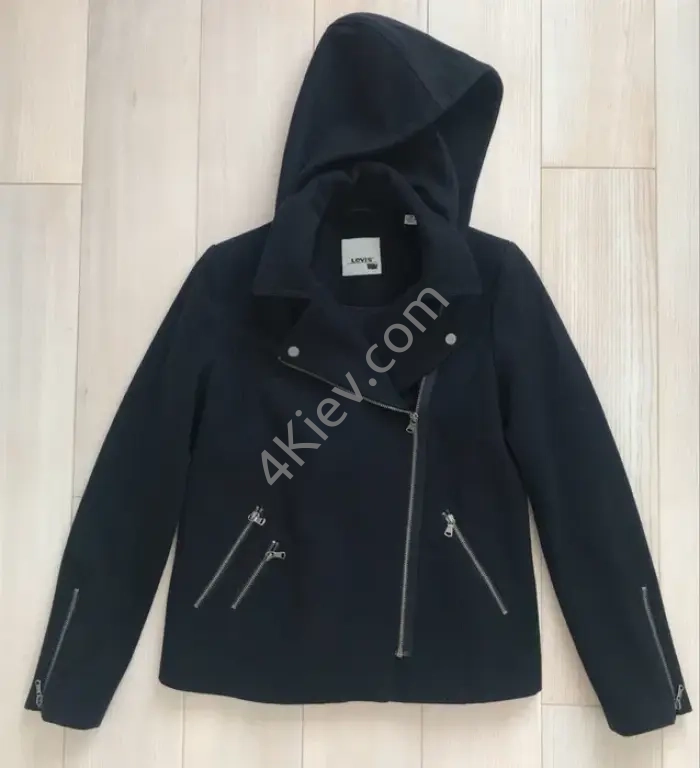 Нова куртка косуха Levi’s