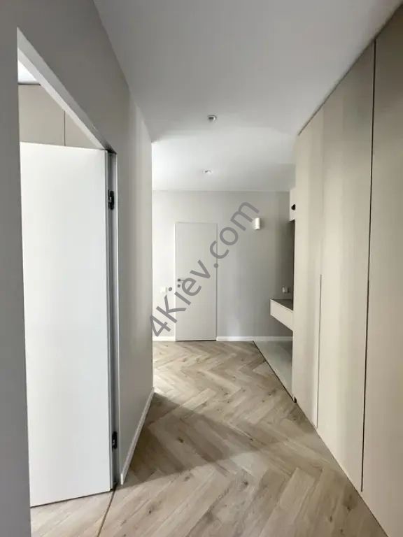 Квартира з дизайнерским ремонтом в жк бізнес класу! Центр міста!