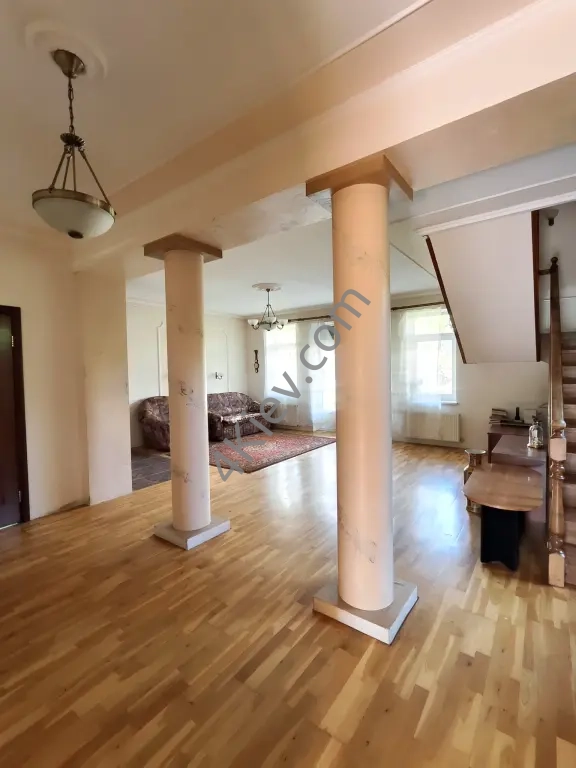 Продам сучасний якісний 2-поверховий будинок