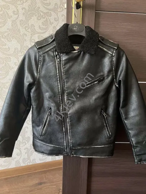 Продам шикарну дублянку ZARA для хлопчика 6-7 років - 128 см