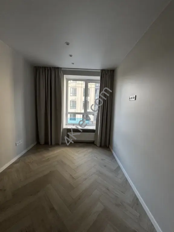 Квартира з дизайнерским ремонтом в жк бізнес класу! Центр міста!