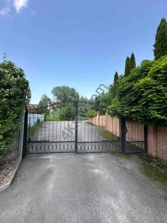 Козин унікальна затишна земельна ділянка 185000$