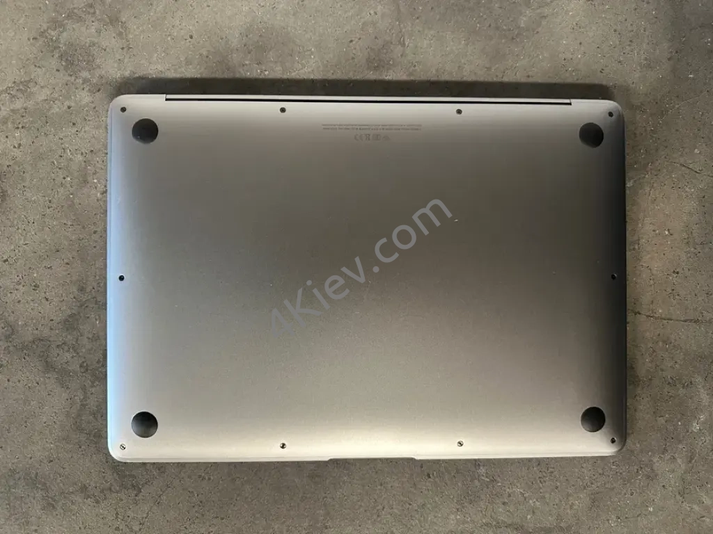 MacBook Air 13 M1 8/256GB Space Gray — АКБ 100%, 63 цикли!