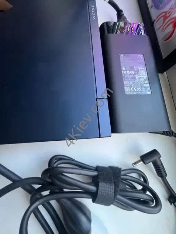 Ігровий ноутбук HP Victus 15-fa1093dx — на запчастини / відновлення