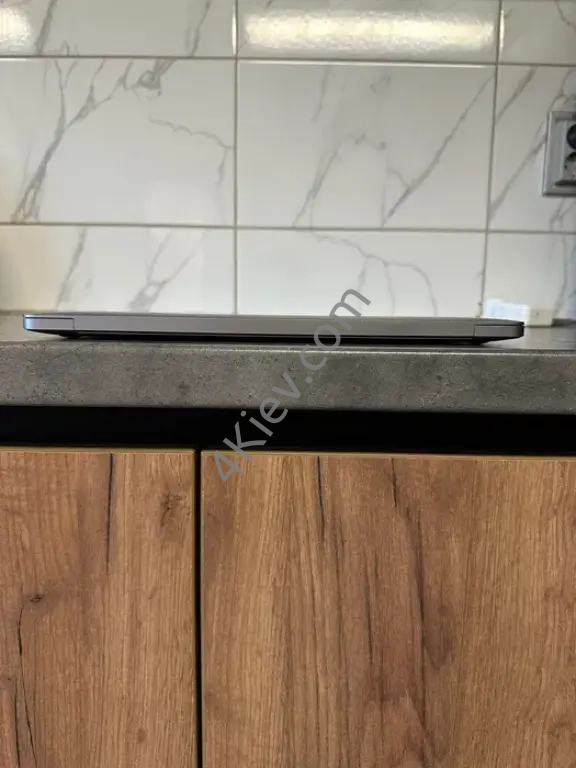 MacBook Air 13 M1 8/256GB Space Gray — АКБ 100%, 63 цикли!