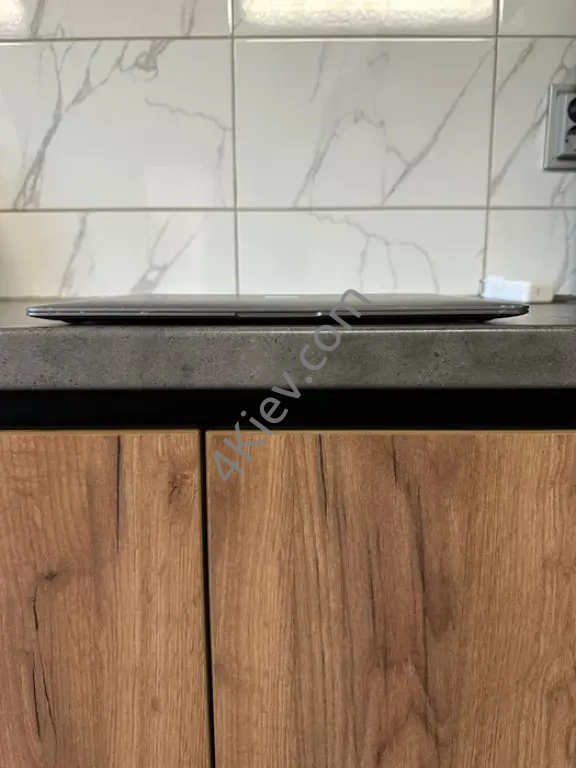 MacBook Air 13 M1 8/256GB Space Gray — АКБ 100%, 63 цикли!