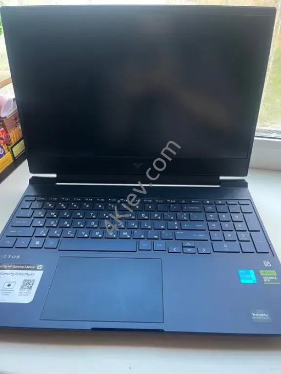 Ігровий ноутбук HP Victus 15-fa1093dx — на запчастини / відновлення