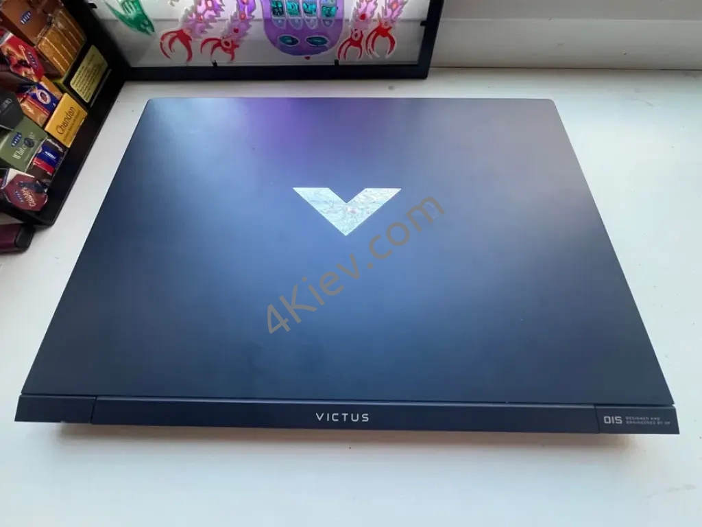 Ігровий ноутбук HP Victus 15-fa1093dx — на запчастини / відновлення