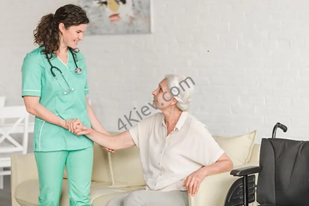 Доглядальниця