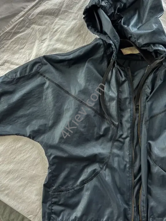 Легка вітровка Zara